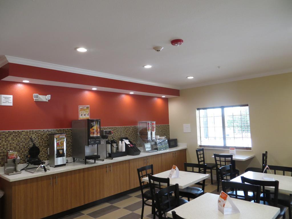 Econo Lodge Inn & Suites Houston Nw-Cy-Fair Jersey Village Exterior foto